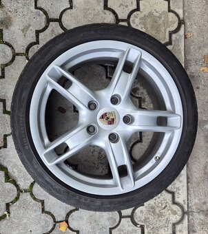 Kola Porsche 987 Boxter S - 18" - 7