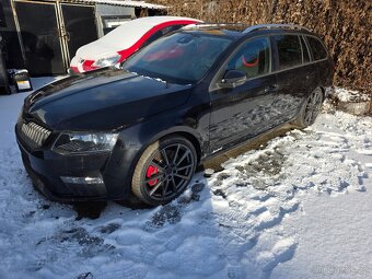 Prodám Škoda Octavia 3 rs 2,0tdi s vadným motorem - 7