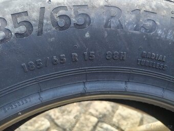 185/65/15 letni pneu CONTINENTAL a PIRELLI 185/65 R15 - 7