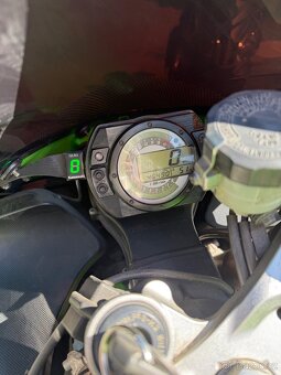 Kawasaki Ninja ZX6RR - 7
