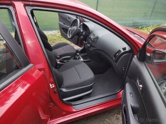Hyundai i30 1.6 benzín 93KW-6KVALT,1MAJITEL, PO SERVISU, - 7