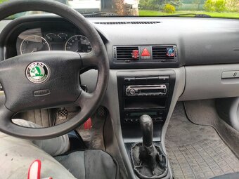 Škoda Octavia 1.9 tdi - 7