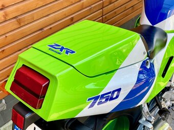 Kawasaki ZXR750 H2 - 7
