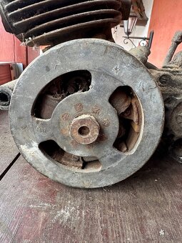 Čz 175 předválečná - motor - 7