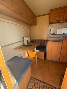 Obytný přívěs pro 3 osoby Caravelair - 7