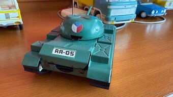 ITES - Staré hračky Tatra, Tank a pod - 7