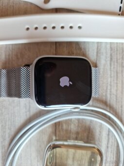 Apple Watch Series 8 (45 mm) - JAKO NOVÉ - 7