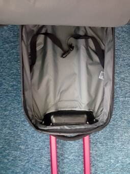 Pouze 1x použitý kufr The Northface - 7