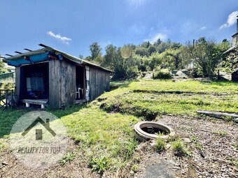 Prodej zahrádky o výměře 400 m2 v poslední linii zahrádkářsk - 7