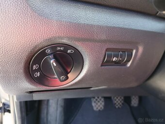 Škoda Roomster 1.2 TSi , 77 kW benzín, 2010 - 7