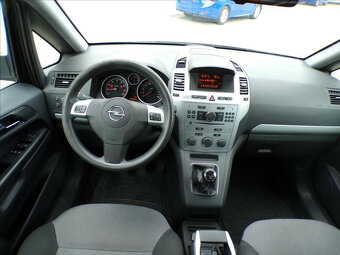 Opel Zafira 1,6 Turbo 110kW 7.MÍST,TAŽNÉ - 7