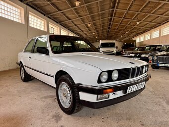 BMW E30 320i coupe klima/bez šíbru - 7