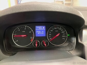 Renault Laguna III 2.0dCi 150PS 4Control - Panorama tažné - 7