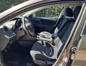 MAZDA 3 1.6 77 kW ROK 2010 - BENZÍN - 7