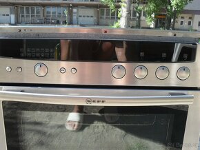 NEFF VESTAVNÝ ELEKRICKÝ SPORÁK,MODERNÍ ZRCADLOVÝ VZHLED,LCD - 7