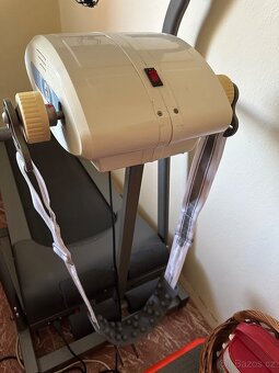 Prodám kvalitní běžecký pás Meili - 7