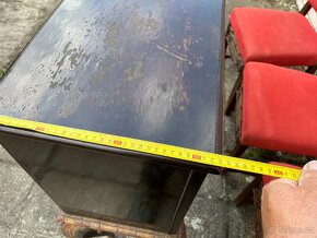 Starožitný nábytek - 7