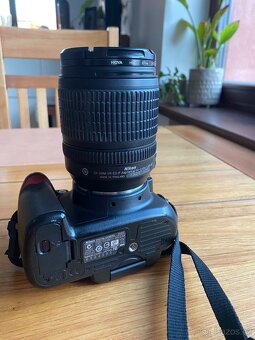 Nikon D5000 - 18-105 AF-S DX VR - 7