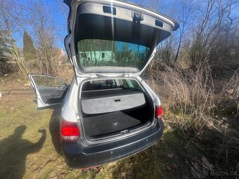 Prodám Volkswagen golf combi 2 tdi, 103kw - 7