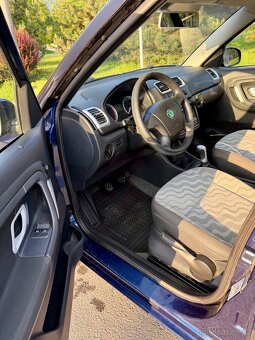Škoda Roomster 1,6 77kW, CZ, serviska - 7