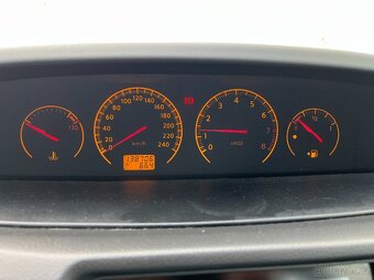 Nissan Primera 1.8i, 85kW, Klima - 7
