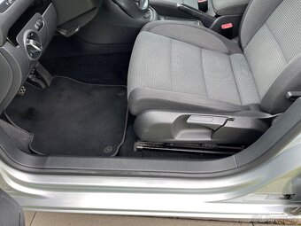 Volkswagen golf VI, 1.4i 16V 59 kW - 7