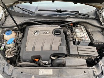 Golf VI 1.6 TDI CAYC 77 kW (105 koní) 1598 cm - 7