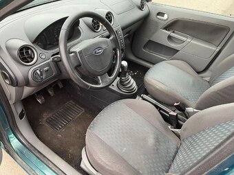 Ford Fiesta - 7