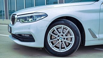 BMW Rad 5 530d xDrive A/T - 7