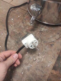 Parní sterilizační autokláv 25l na houby s termostatem - 7