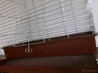 Velká klec pro papoušky nebo drobotinu. - 7