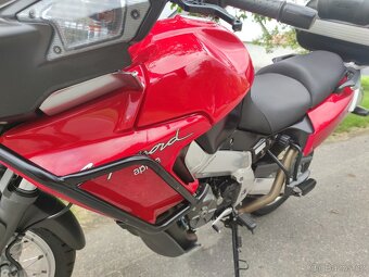 Aprilia ETV 1000 Caponord - 7