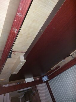 Stůl kuchyňský - 7