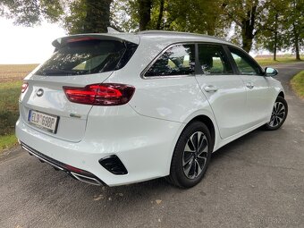 Kia Ceed Sportswagon Plug-In Hybrid 2021 ↓VIDEO↓ - 7