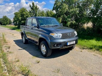 Moderní UAZ pickup - 7