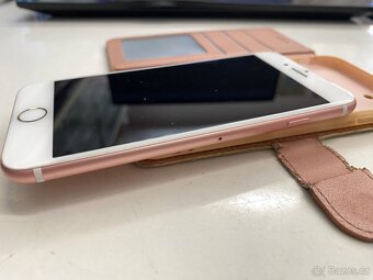 iPhone 7 32GB růžový - 7