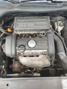 VW GOLF 5 1.4 16V 59KW - 7
