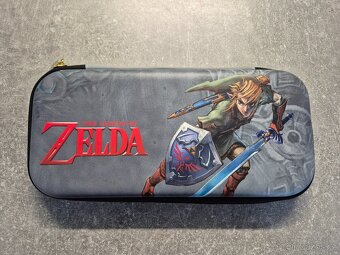 Nintendo Switch OLED (bílý model) - 7