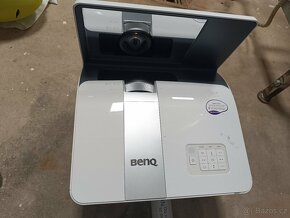 Projektor BenQ + posuvná interaktivní tabule Panasonic - 7