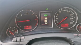 Audi A4 2.5tdi quattro - 7