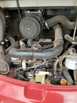 Minibagr Takeuchi TB230 - 7