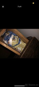 Starý šicí stroj - 7