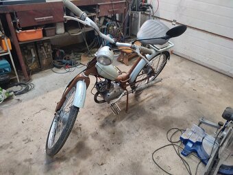 stadion s11 usak s kartickou mozna S1 rok 1958. simson - 7