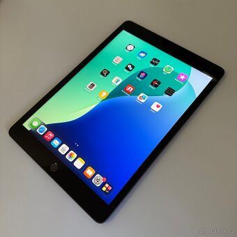 iPad 8 (2020) 32GB (12 měsíců záruka) - 7