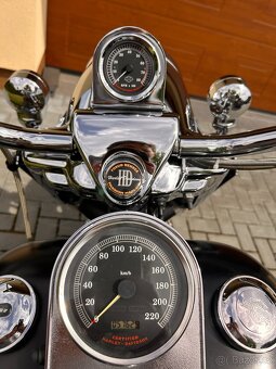 HARLEY-DAVIDSON ROAD KING CLASSIC FLHRCI - 7