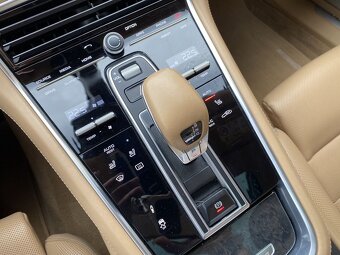 Porsche Panamera Turbo,4.0 V8/404kw/Chrono,Burm,Night,21", - 7
