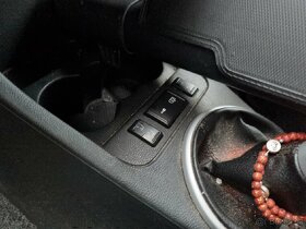 Škoda Fabia 2 1,9tdi náhradní díly - 7