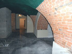 Pronájem sklepních prostor.420 m2 v centru Liberce - 7