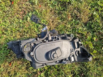 Ľavé predné svetlo Volvo S60, V60 - 7