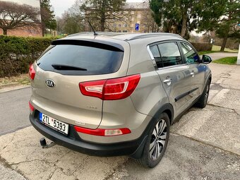 kia sportage 2l crdi 135kw 166tkm TOP STAV - 7